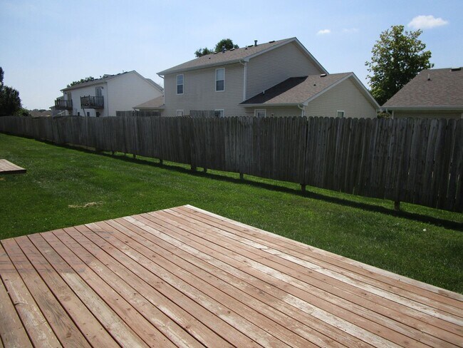Foto del edificio - 2404-2406-2406 Calder Ct