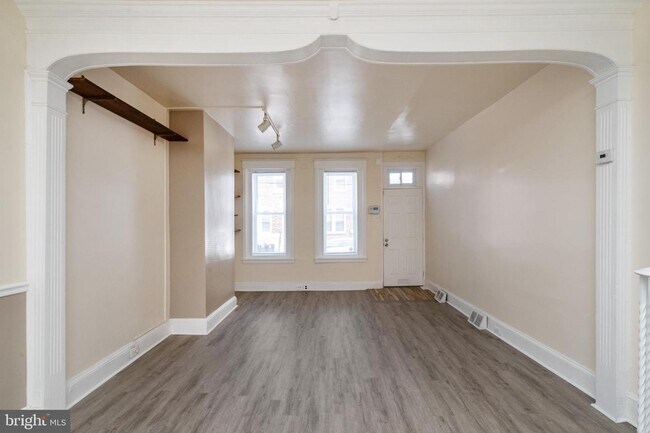 Building Photo - 1236 S 26th St