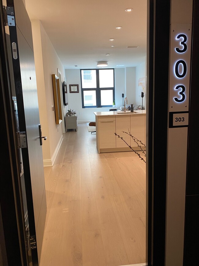 Entryway - 1427 Rhode Island Ave NW