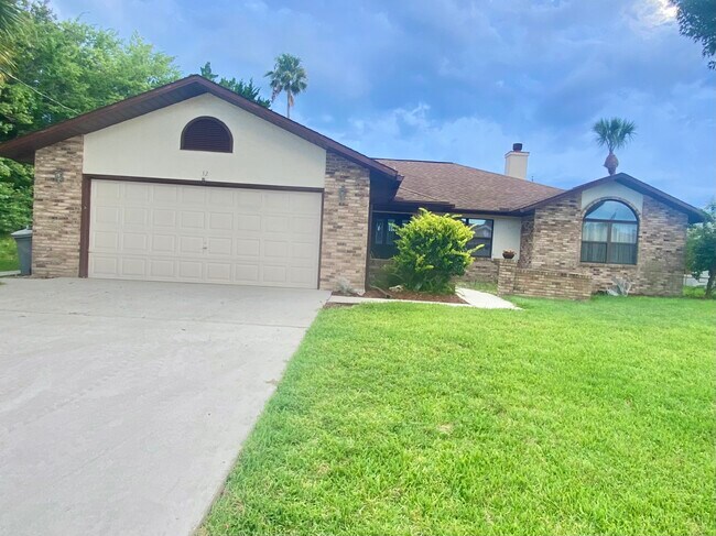 Building Photo - 32 Cleveland Ct