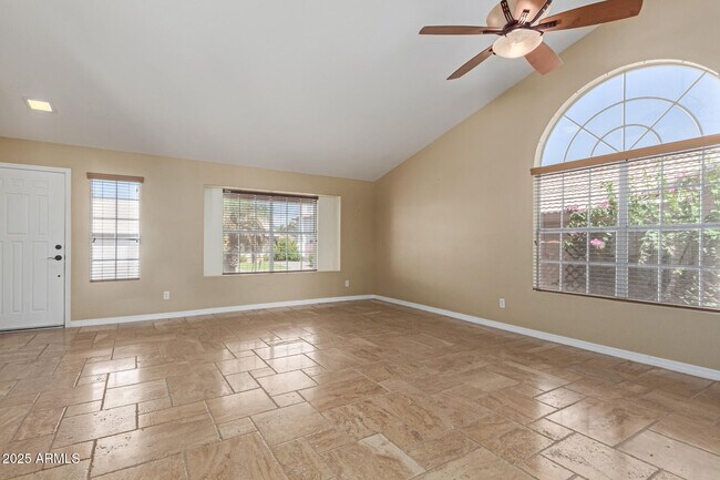 Foto del edificio - 3839 W Misty Willow Ln