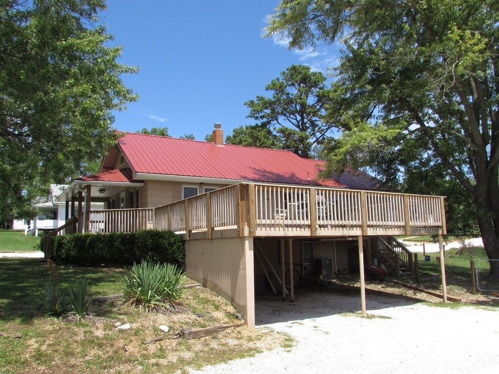 Foto del edificio - 110 N Walnut St