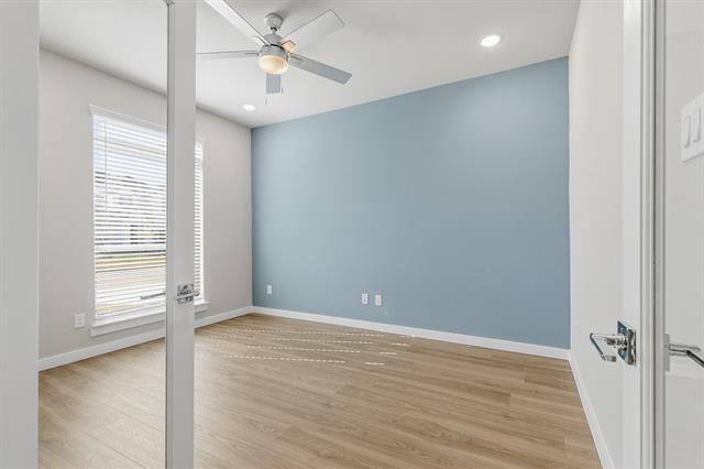 Building Photo - 1720 Foxtail Dr