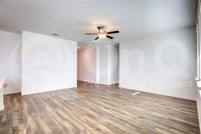 Building Photo - 1513 Fallingwater Trail