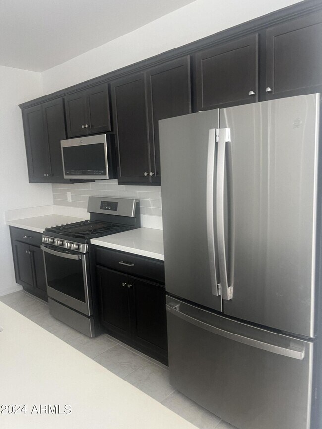 Building Photo - 14246 W Buckskin Trl