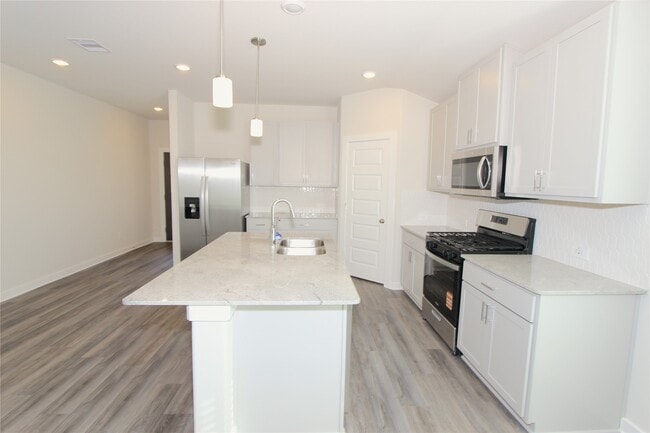 Building Photo - 2619 Good Morrow Dr