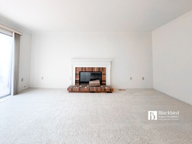 Foto del edificio - 15412 Overlea Ct