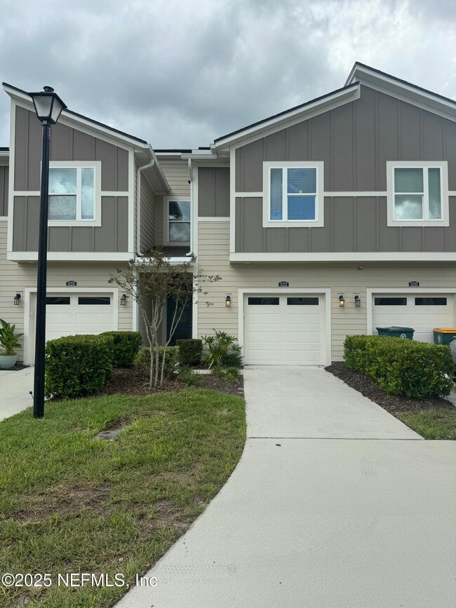 Building Photo - 11233 Minnetta Ct
