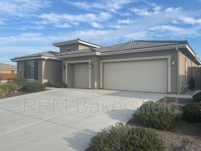 Building Photo - 15205 Kingsbury Ct