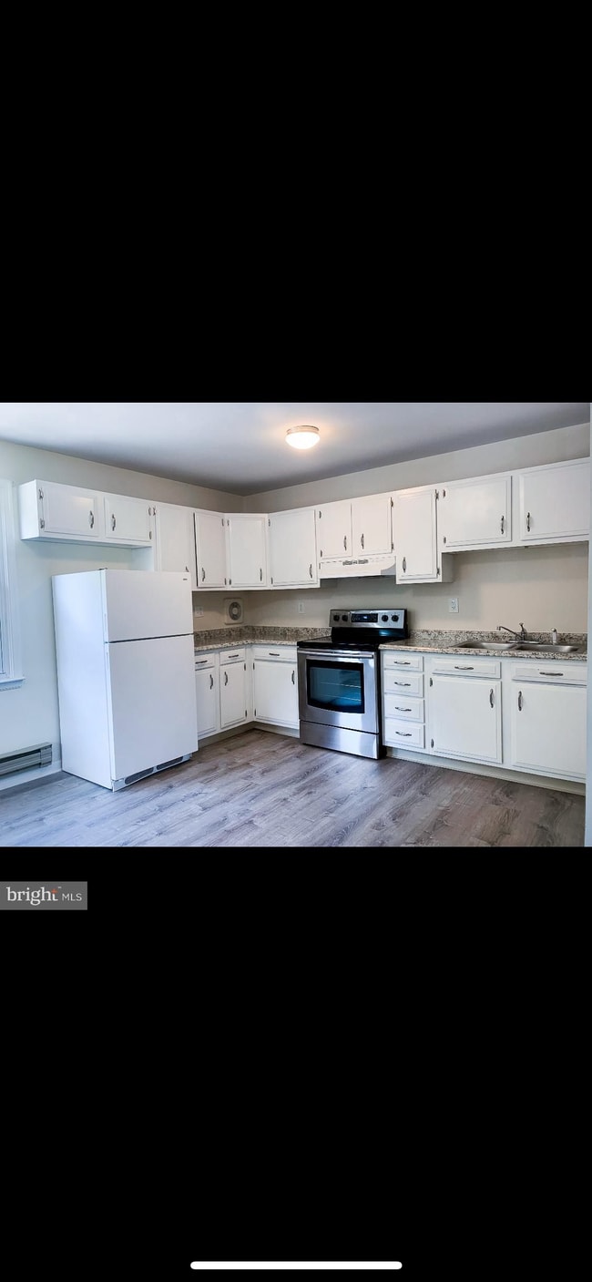 133 E High St, Clayton, NJ 08312 Apartments in Clayton, NJ