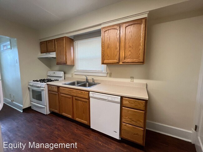 Foto del edificio - 3 br, 1 bath House - 538 E. Prospect