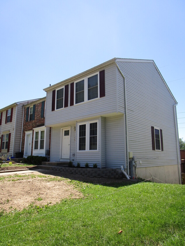 Primary Photo - Gorgeous 4BR/2BA EOG Townhome in Elkridge!