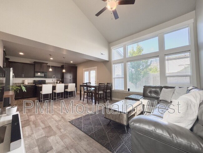 Photo - 12702 Stone Heights Dr Townhome