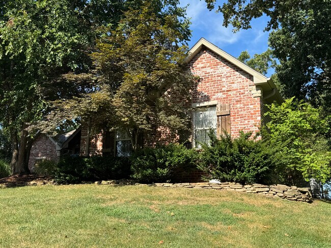 Foto del edificio - 166 Country Bluff Dr