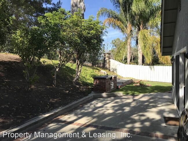 Foto del edificio - 2 br, 2 bath House - 12086 Eastbourne Road