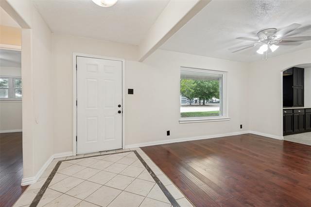 Foto del edificio - 1051 College Pkwy
