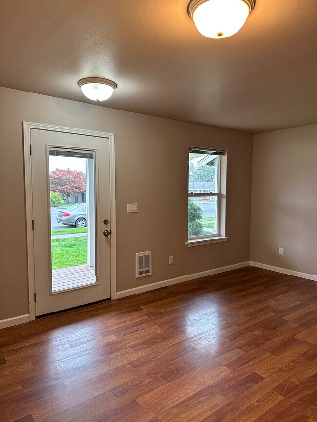 141 Garfield St Unit 141, Sumas, WA 98295 Apartments in Sumas, WA