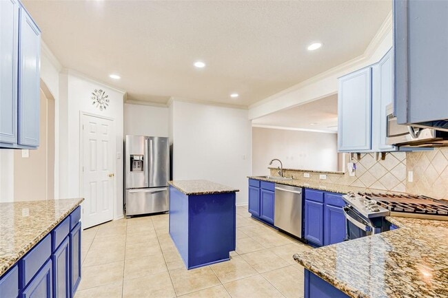 Building Photo - 15403 Redbud Dale Ct
