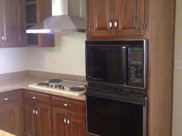 Foto del edificio - 260 Sherwood Dr