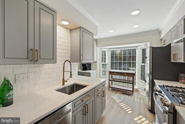 Building Photo - 1606 Angus Ct