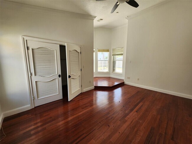 Building Photo - 18841 SW 29th Ct