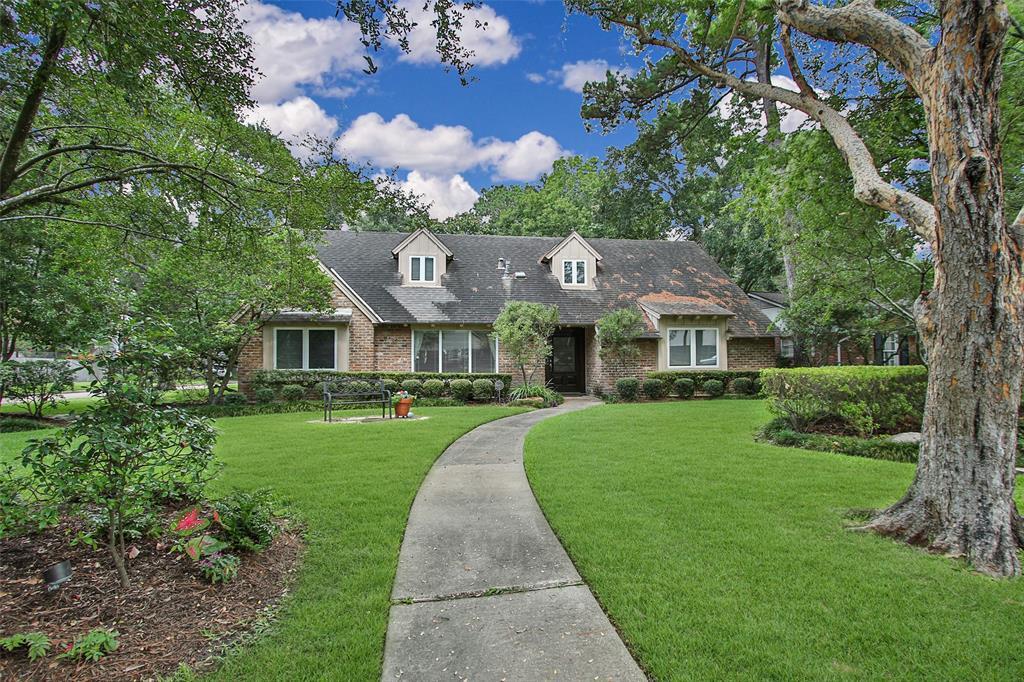 13038 Queensbury Ln, Houston, TX 77079 House Rental in Houston, TX