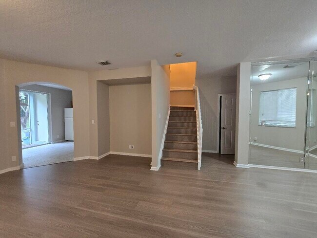 Foto del edificio - 2349 Center Stone Ln