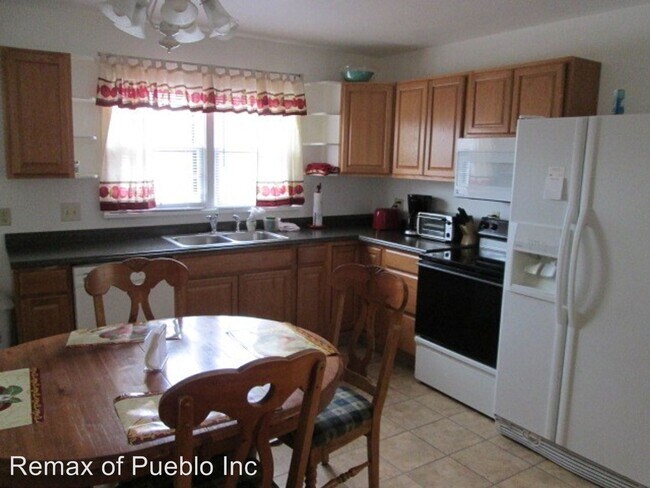 Foto del edificio - 3 br, 1 bath House - 3503 Miramar Dr