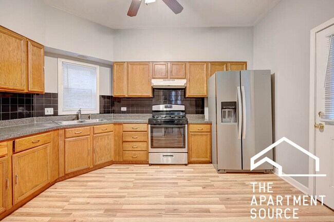 Foto del edificio - 3528 W Palmer St