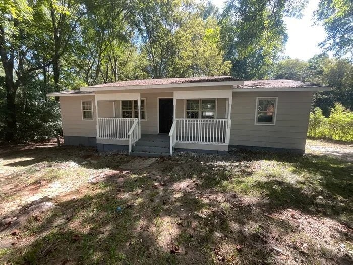 Foto principal - 1212 Eastview Ave