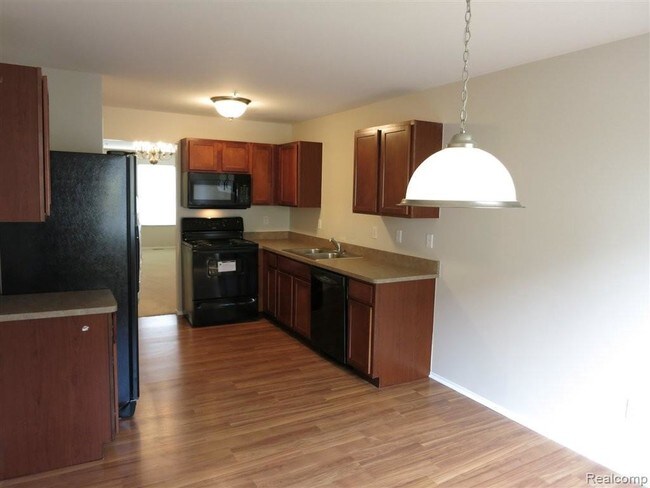 Building Photo - 669 Lewa Downs Dr
