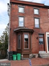 Building Photo - 319 W 2nd St