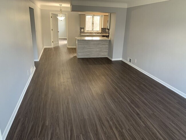 Foto del edificio - 1154 Charlton St