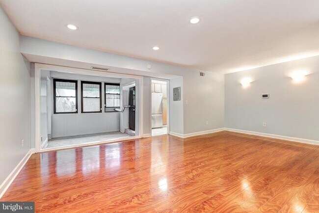 Foto del edificio - 5870 Thunder Hill Rd