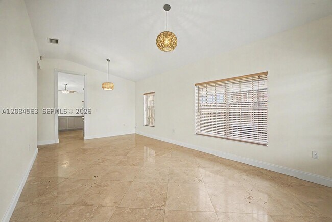 Foto del edificio - 309 SW 2nd St