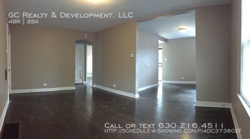 Building Photo - 10119 S Oglesby Ave