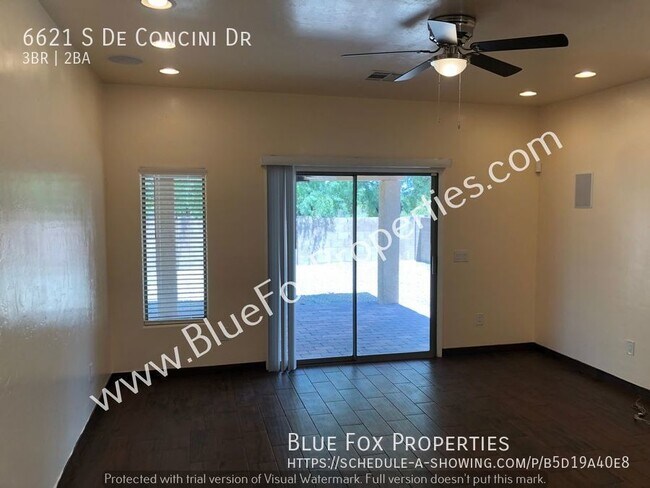 Building Photo - 6621 S De Concini Dr