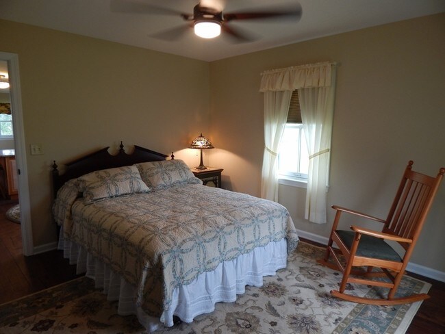 Bedroom - 80 County Rd 11