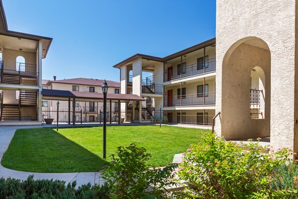 Primary Photo - 2330 Acero Ave
