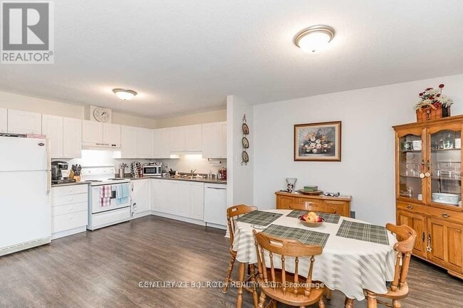 Building Photo - 48 Cassandra Dr