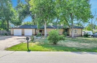 Building Photo - 1249 Balsam St