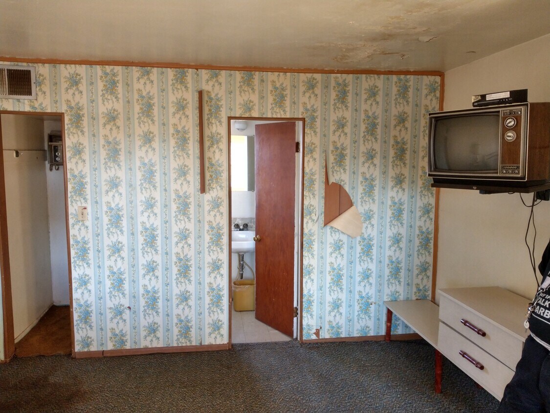 156 Alvarado St, Holbrook, AZ 86025 House Rental in Holbrook, AZ