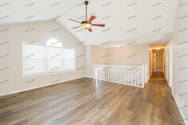 Building Photo - 929 Park Ave