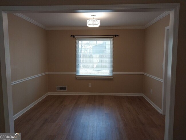 Foto del edificio - 4820 Westbourne Dr