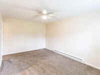 Building Photo - 202 E Hegeler Ln