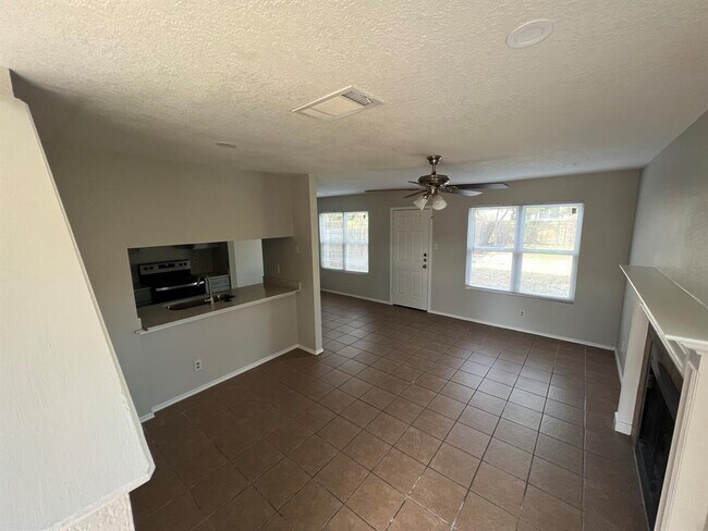 Building Photo - 13304 Waverly Ct