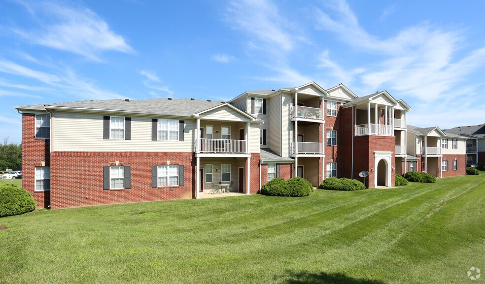 Champion Farms Apartments Rentals Louisville, KY