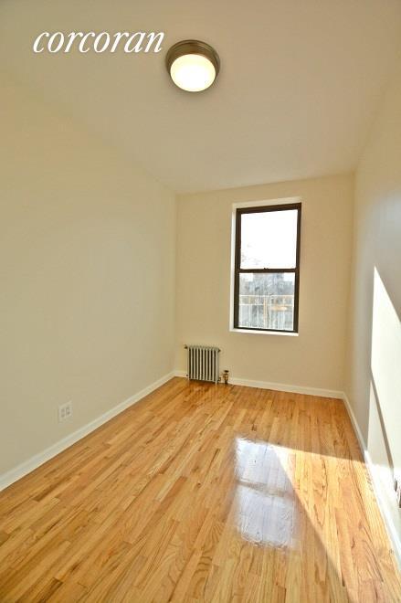 Building Photo - 243 13th St