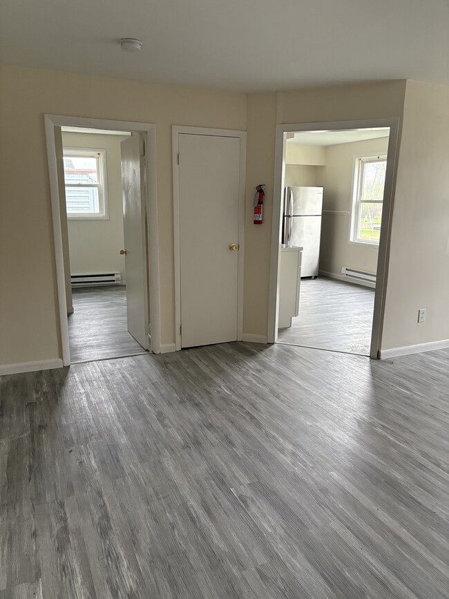 Building Photo - 12 Airport Rd