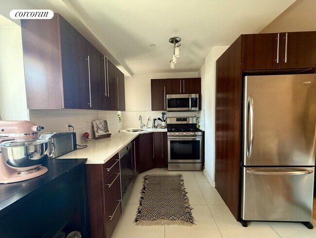 Foto del edificio - 302 2nd St